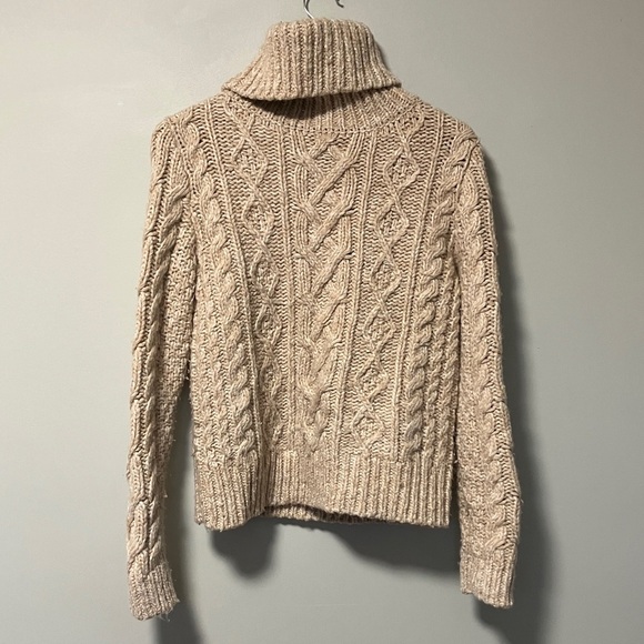 Banana Republic Cozy Cable Knit Recycled Wool Sweater - Cream - Picture 1 of 3